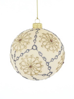 Set of 4 glass Christmas baubles with a lace motif